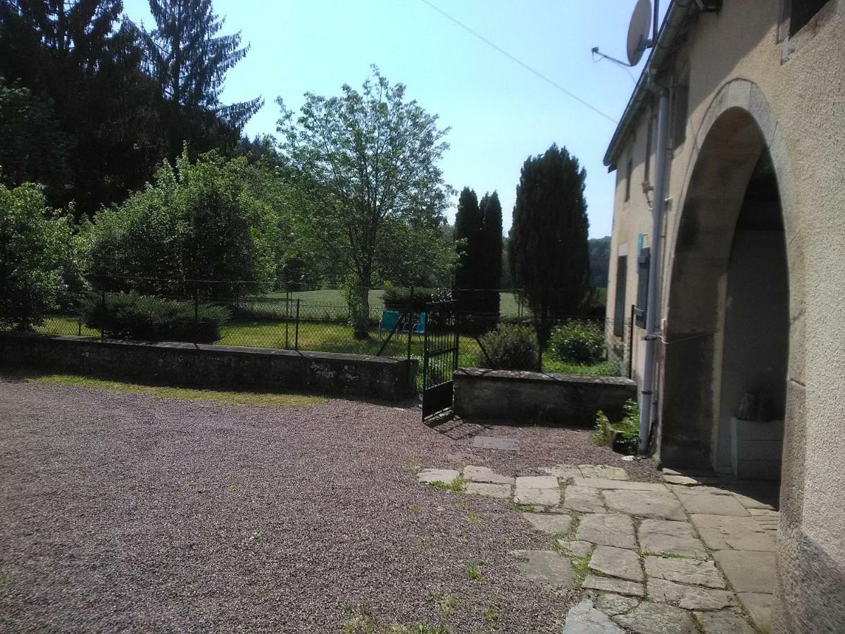 فيلا Ferme De La Grange Du Bas Saint-Bresson المظهر الخارجي الصورة